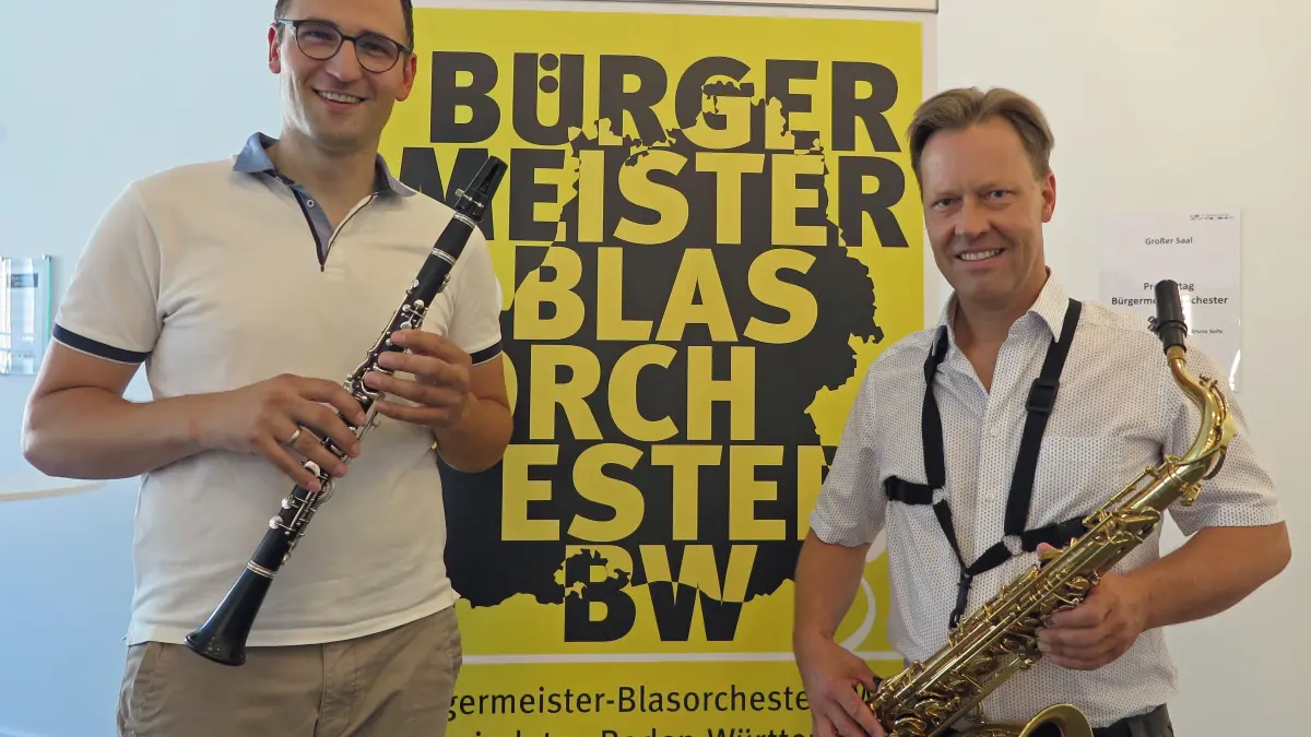 Spielen zusammen im Bürgermeister-Blasorchester Baden-Württemberg: Ralf Barth aus Denkendorf (l.) und Sascha Richter aus Schlaitdorf