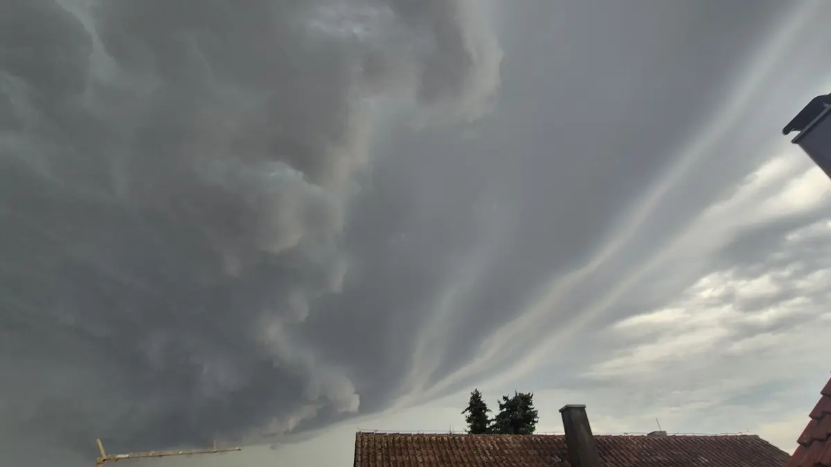 Superzelle Gewitter aufgenommen in Remseck-Aldingen zog Richtung Neckargrönningen Hochberg Hochdorf