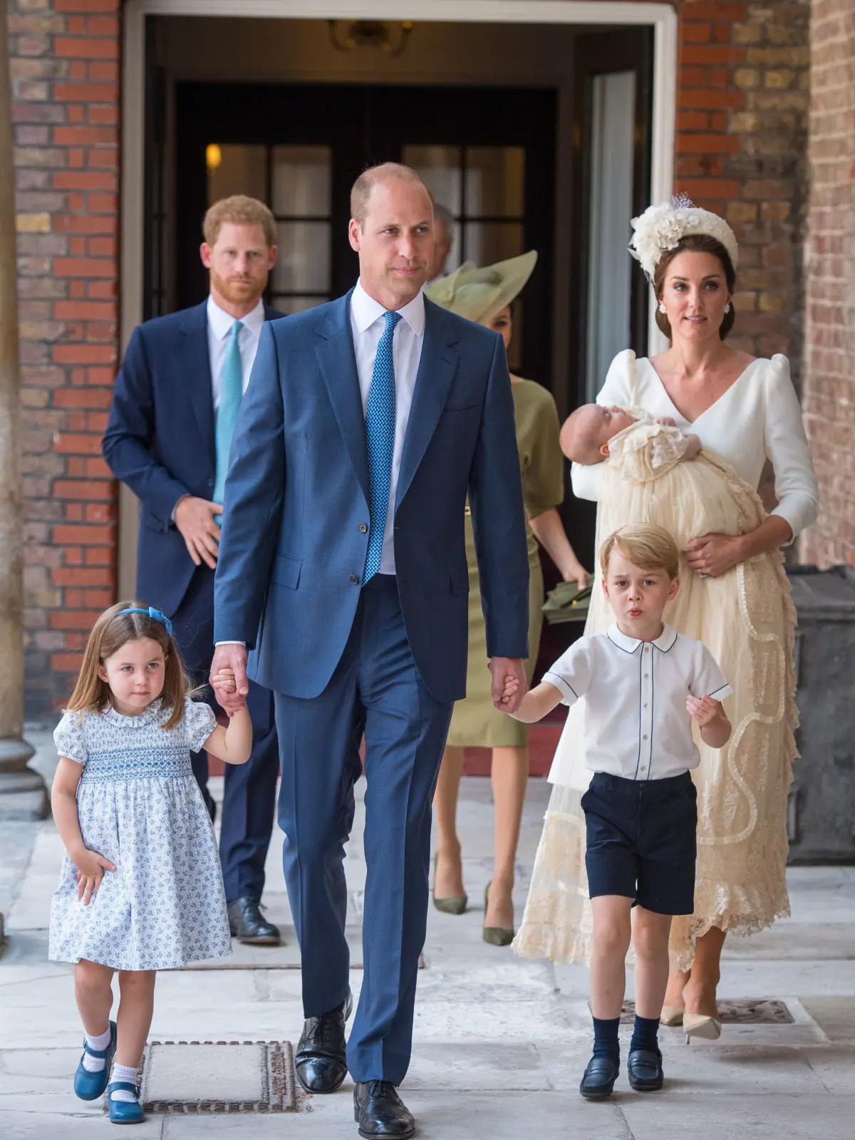 2018 bekommen George und Charlotte noch ein Geschwisterchen: Prinz Louis wird geboren.