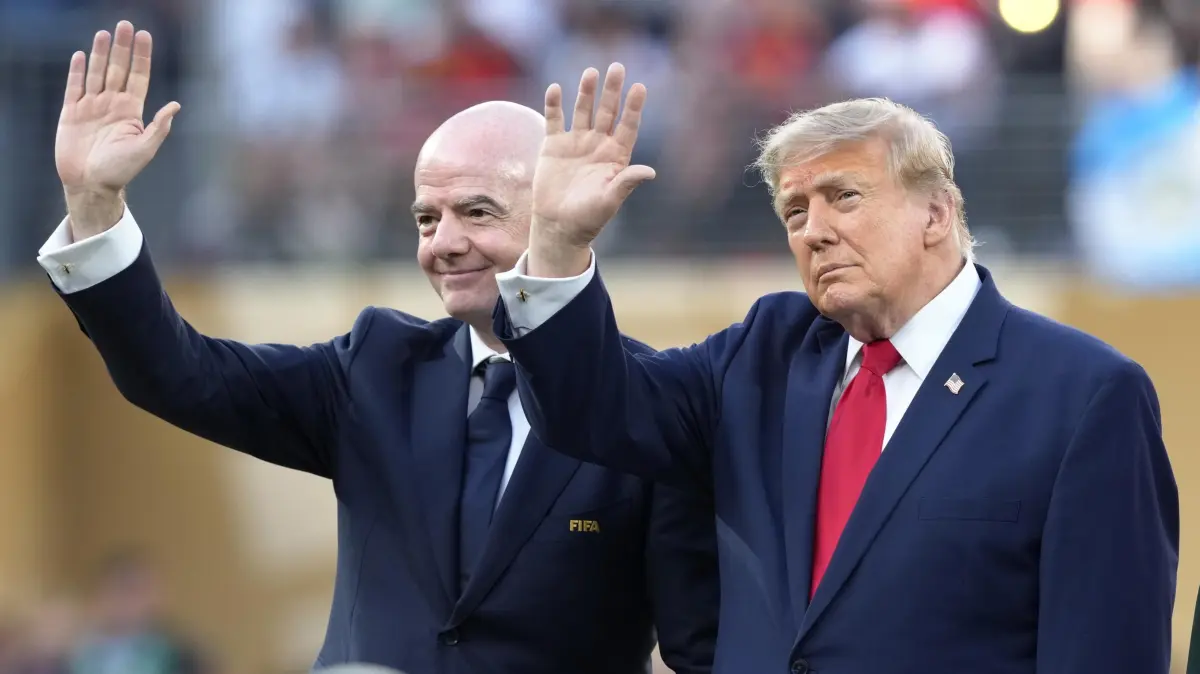 FIFA WM 2026: Donald Trump beim Finale Spanien vs Argentinien: U.S. President Donald Trump (R) and FIFA President Gianni Infantino attend the medal ceremony following Spain's 1-0 victory over Argentina in the World Cup football final at New York/New Jersey Stadium in East Rutherford, New Jersey, on July 19, 2026. (Kyodo)
==Kyodo
/ action press