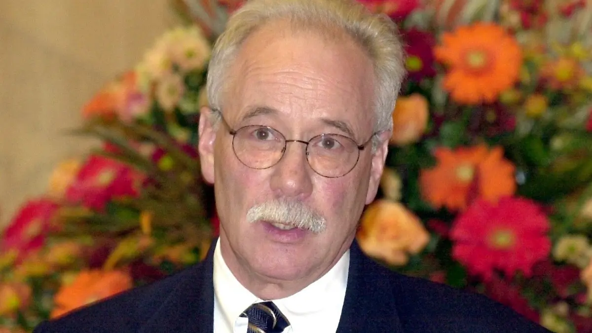 Auch der deutsche Schriftsteller W. G. Sebald (1944-2001) taucht in den Top 10 der besten Bücher des 21. Jahrhunderts auf.