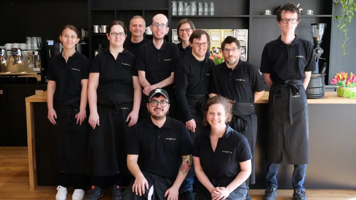 Das Team im Samocca in Weissach will den "besten Cappucchino" liefern.
