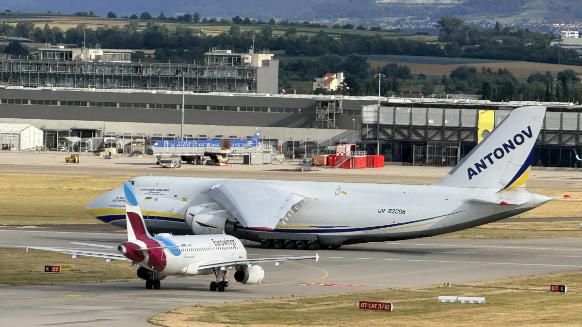 Antonov An-124 in Stuttgart