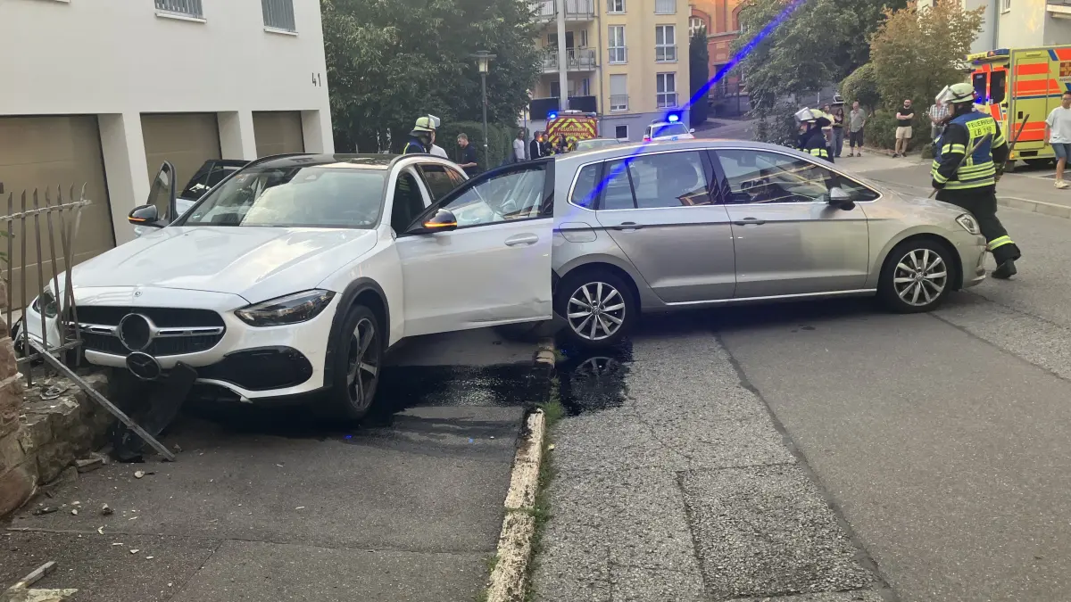 Unfall Ludwigsburg Feuerwehreinsatz