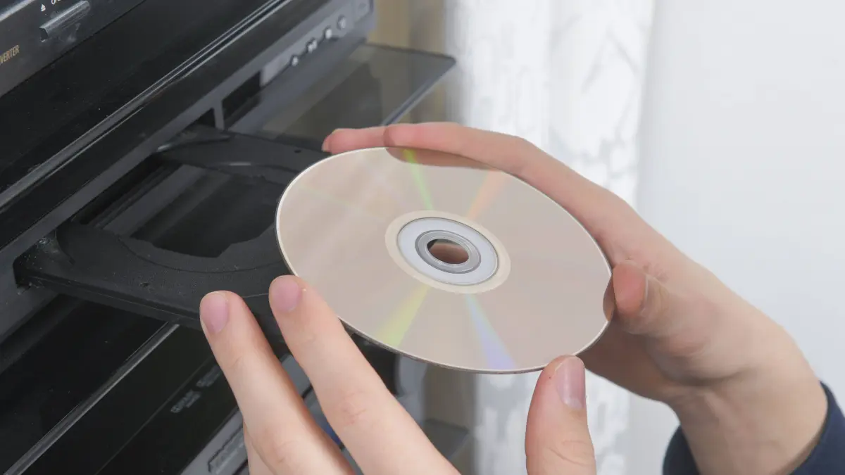 CD-Player, CD, Musik, DVD, DVD-Player, Symbolfoto *** CD player, CD, music, DVD, DVD player, symbol photo