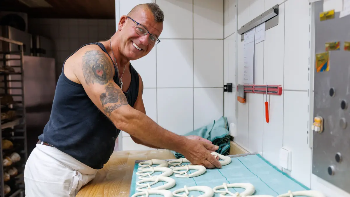 Bäckerei Glücksbeck: Gärtringen, Bäckerei, Bäcker, Breze, Brezel, Backstube, Backen, Klaus Glück