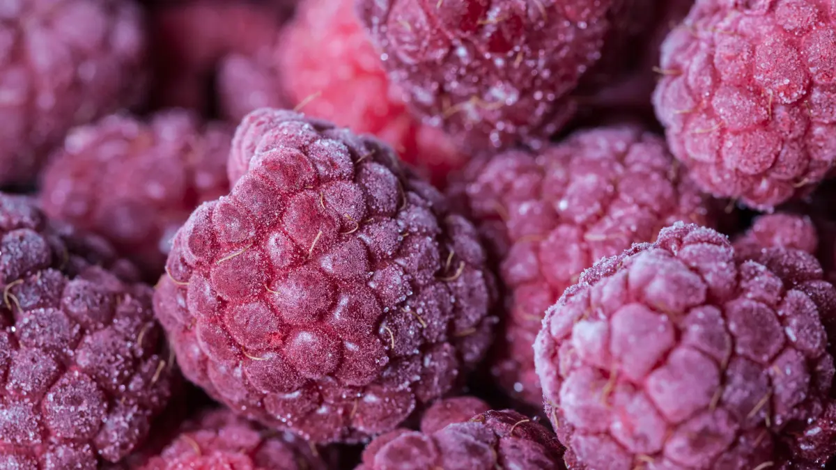 Tiefkühl-Himbeeren Tiefkühl-Himbeeren
Frozen Raspberries Frozen Raspberries
