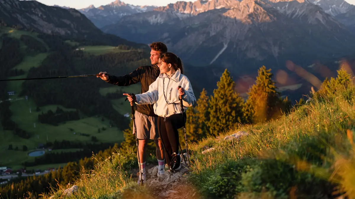 Ob gemütliche Almwanderung oder anspruchsvolle Gipfeltour – rund um das Panoramahotel Oberjoch wartet zu jeder Jahreszeit die passende Route.