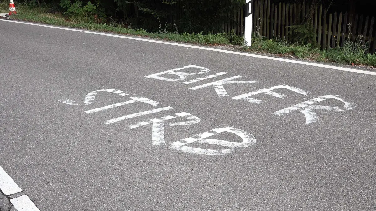 Biker stirb! - Morddrohungen auf beliebten Motorradtrecken im Rems-Murr-Kreis - hier zwischen Baach und Baltmannsweiler