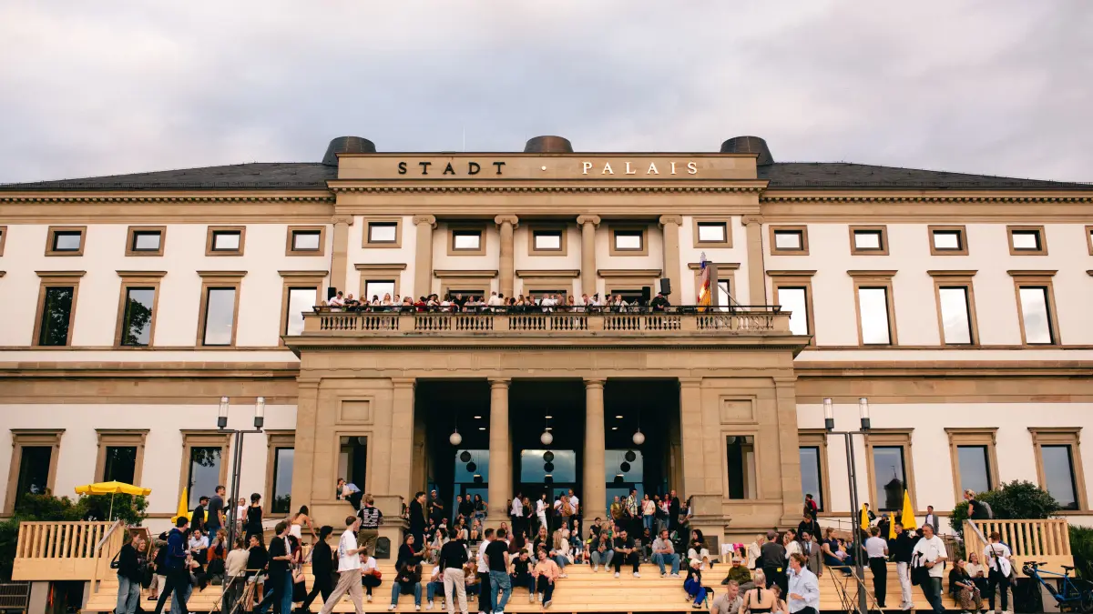 Bei der Eröffnung des Stadtfestivals wird auf und unter dem Stadtbalkon gefeiert werden.