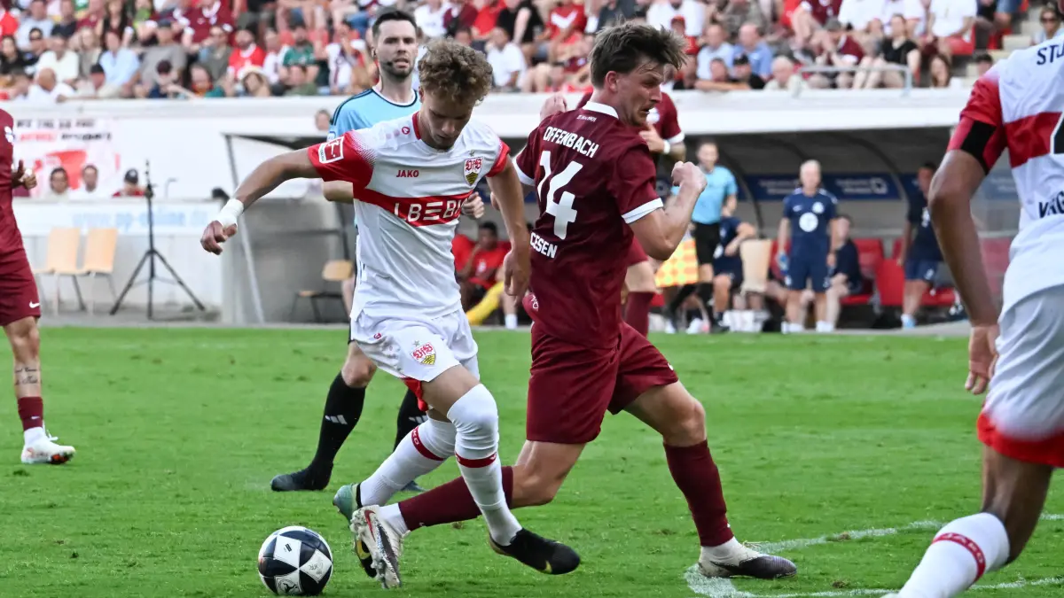 29.07.2026, xsltx, Fussball Testspiel, Kickers Offenbach - VfB Stuttgart v.l. Lazar Jovanovic VfB Stuttgart, Kristjan Arh Cesen Kickers Offenbach DFL/DFB REGULATIONS PROHIBIT ANY USE OF PHOTOGRAPHS as IMAGE SEQUENCES and/or QUASI-VIDEO *** July 29, 2026, xsltx, soccer friendly, Kickers Offenbach vs. VfB Stuttgart, Lazar Jovanovic VfB Stuttgart, Kristjan Arh Cesen Kickers Offenbach DFL DFB REGULATIONS PROHIBIT ANY USE OF PHOTOGRAPHS AS IMAGE SEQUENCES AND/OR QUASI-VIDEO