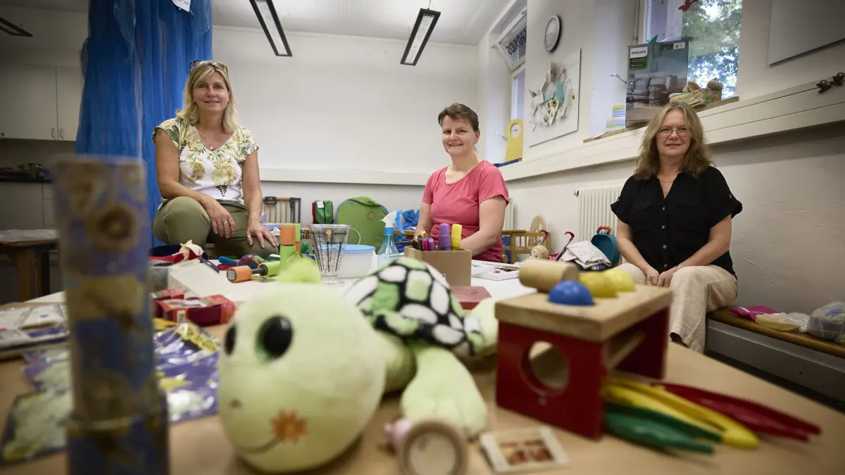 KEINEN AUSSCHNITT MACHEN Minikindi der FBS, Annette Kroniger-Angene, Antje Schlesinger und Angela Eckardt: KEINEN AUSSCHNITT MACHEN
Waiblingen, DEU, 30.07.2026
Minikindi der FBS, Annette Kroniger-Angene, Antje Schlesinger und Angela Eckardt
No model release. Kein Einverständnis für Werbung, keine Weitergabe an Dritte.
Abgebildete Personen haben der Veröffentlichung in der STZN zugestimmt.