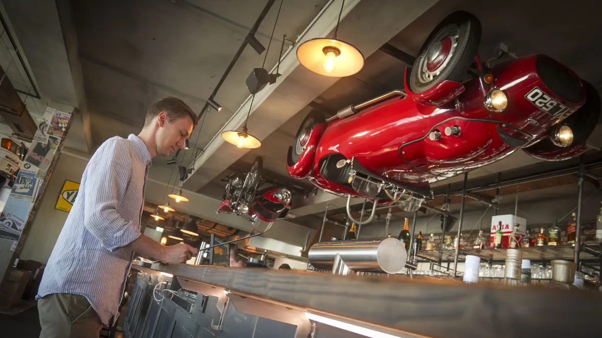 Motorworld Inn: Böblingen - #gastro Restauranttest: Motorworld Inn, neues Restaurant von Rauschenberger in Böblingens Motorworld,