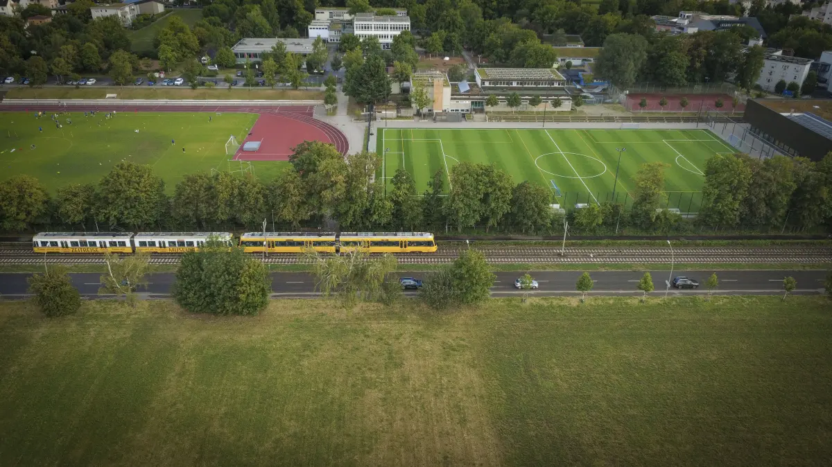 Gerlingen - Fläche für Sportgelände, nördlich der Anlagen im Breitwiesen