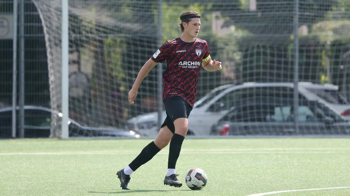 Fußball SV Kornwestheim vs. SGV Heilbronn-Freiberg : BAU // Kornwestheim , Fußball 2. Runde WFV Pokal SV Salamander Kornwestheim vs. SGV Heilbronn-Freiberg , Paul Polauke ( SGV )