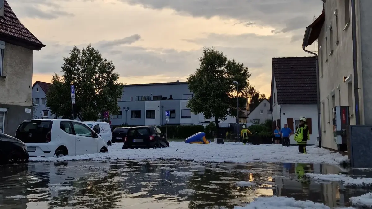 Hochwasser und Hagel: Ein schweres Unwetter hat Magstadt am Freitagabend getroffen.