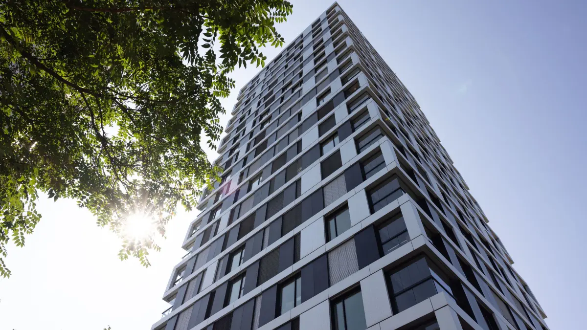 Skyline, Living, Hochaus, Bau, Architektur, Pragsattel, Wohnhaus, Wohnungen: Hochhaus SkyLineLiving auf dem Stuttgarter Pragsattel.