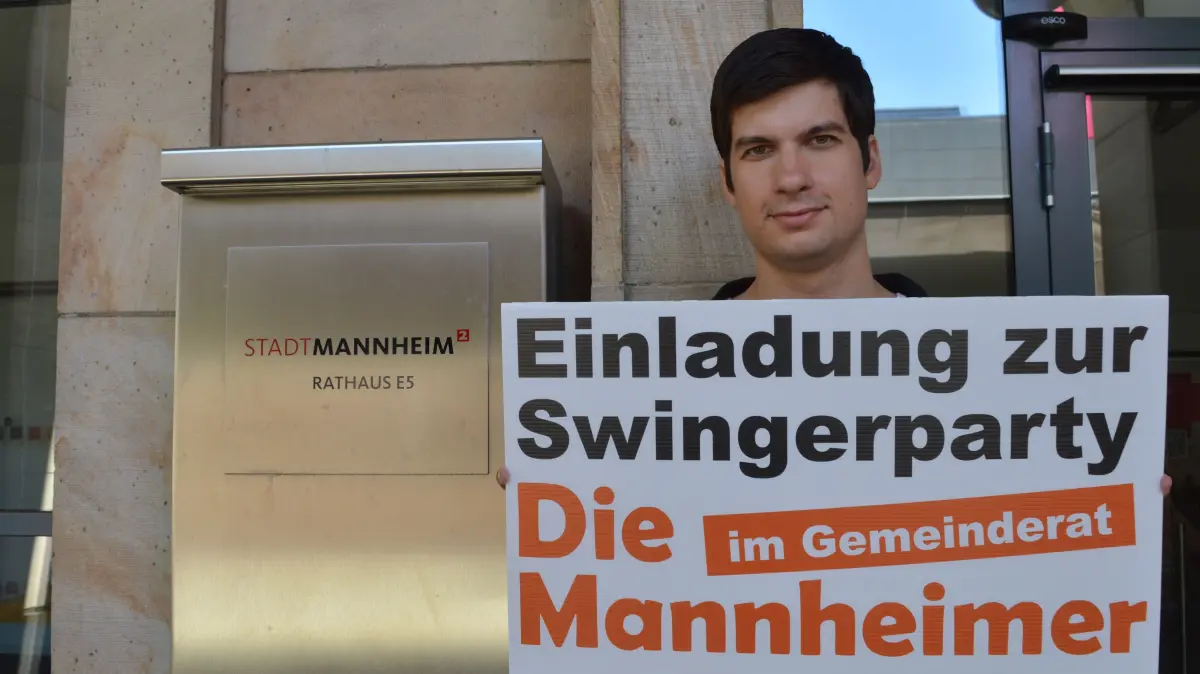 Julien Ferrat will im Rathaus swingen. Das meint er ernst.