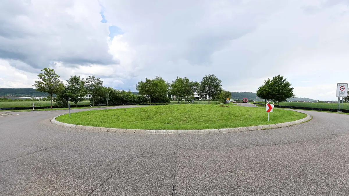 BBKZ, Kreisverkehr zwischen Gärtringen und Nufringen fuer 2 Monate gesperrt.
Foto: Eibner-Pressefoto/Roger Buerke