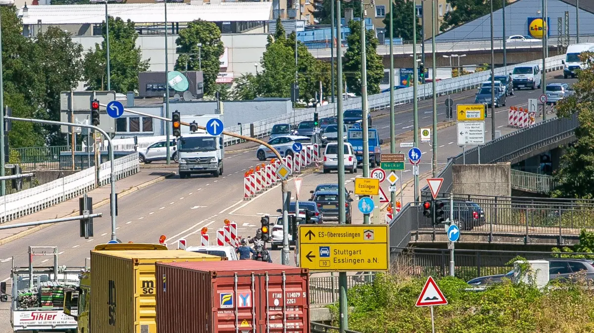foto: Roberto Bulgrin
06. 08. 2026
Esslingen, Adenauerbruecke