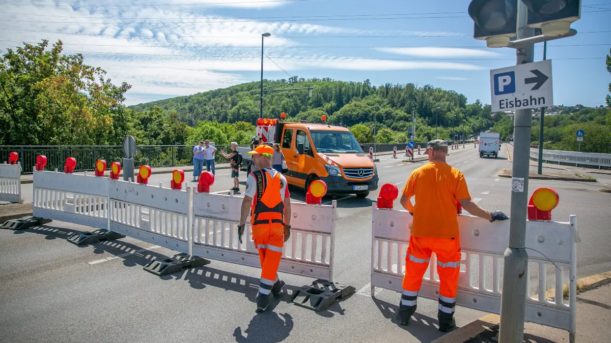 foto: Roberto Bulgrin
07. 08. 2026
Esslingen, Sperrung der Adenauerbruecke