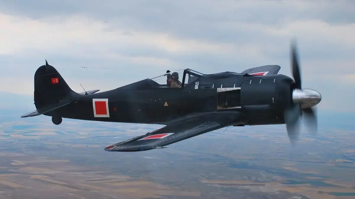 Das deutsche Kampfflugzeug Focke-Wulf-190. Der Jagdflieger aus dem Zweiten Weltkrieg wurde in der Türkei aufwendig restauriert und ist nun wieder flugfähig.
