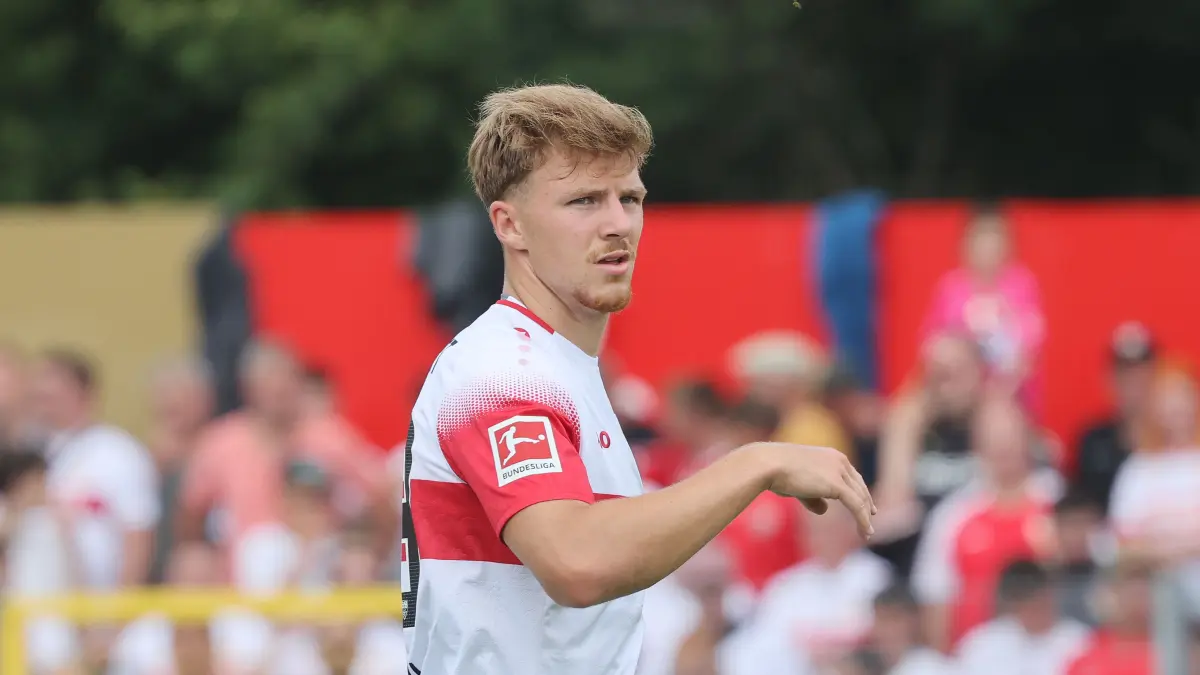 Finn Jeltsch spielt seit Februar 2025 beim VfB.