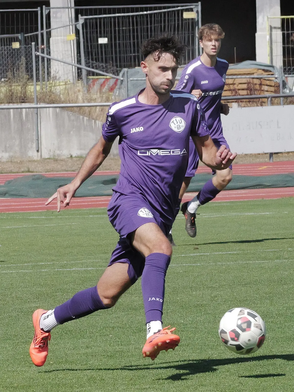 Fußball, Fussball, Landesliga, TSV Bernhausen - TV Echterdingen: Fußball, Fussball, Landesliga, TSV Bernhausen - TV Echterdingen
Nr.23 (B): Riccardo Gorgoglione - violett
Fotograf: Günter E. Bergmann - Photography
Aufnahmedatum: 08.08.2026