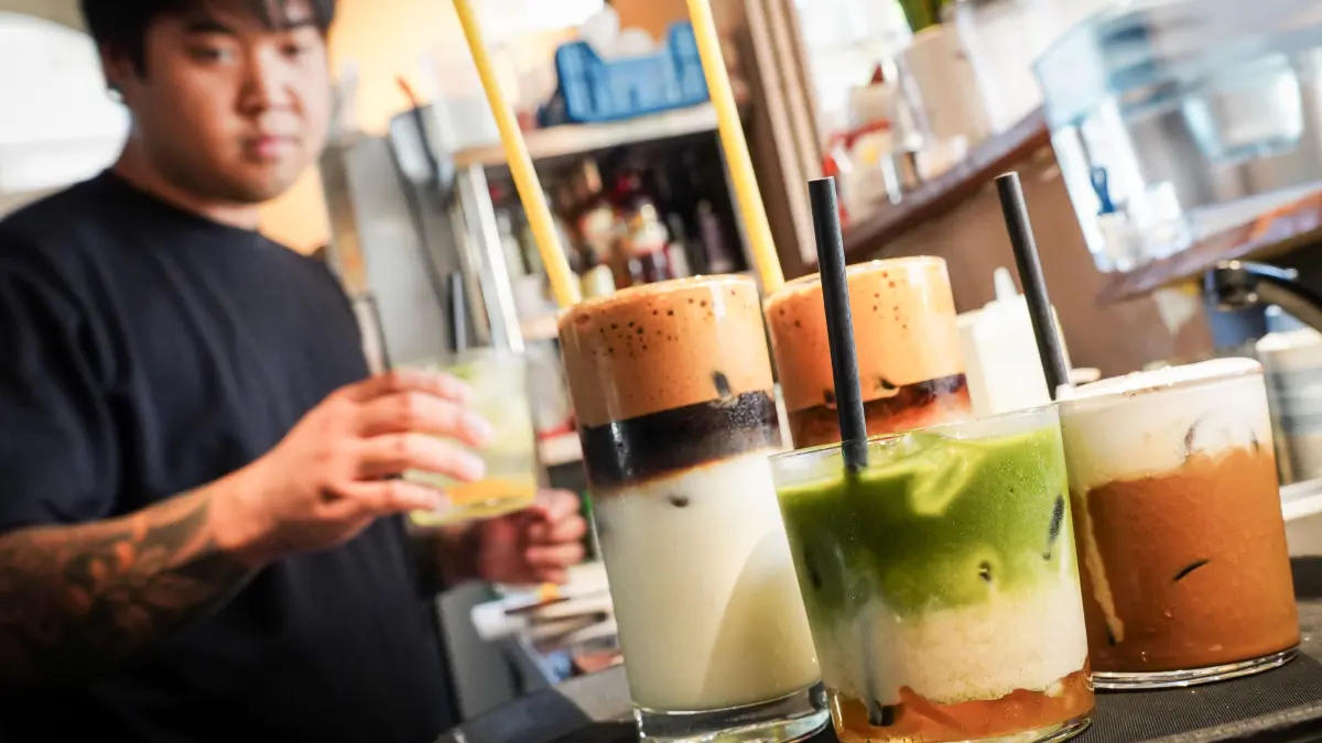 Gastrotest. Vietnamesisches Brunchlokal Phê, Asian Brunch & Tapas Matcha, Coffee & Drinks. Chef ist Bui Quoc Hieu: Gastrotest. Vietnamesisches Brunchlokal Phê, Asian Brunch & Tapas Matcha, Coffee & Drinks. Chef ist Bui Quoc Hieu
