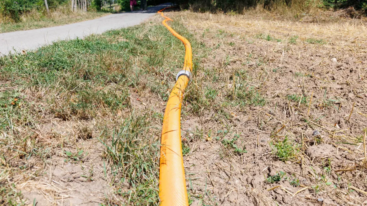 Trinkwasserversorgung: Die Trinkwasserversorgung im Ehninger Ortsteil Mauren ist am Wochenende versiegt, die Feuerwehr musste neues Wasser beschaffen.