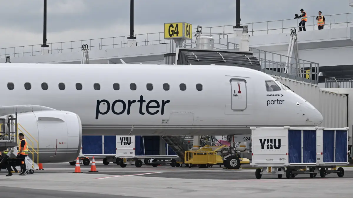 June 15, 2026, Longueuil, Pq, Canada: A Porter Airlines jet is shown at a gate during the opening day of commercial operations at YHU Terminal at MET, Montreal Metropolitan Airport, in Longueuil, Que., on Monday, June 15, 2026. Longueuil Canada PUBLICATIONxINxGERxSUIxAUTxONLY - ZUMAc35_ 20260615_zaf_c35_046 Copyright: xGrahamxHughesx