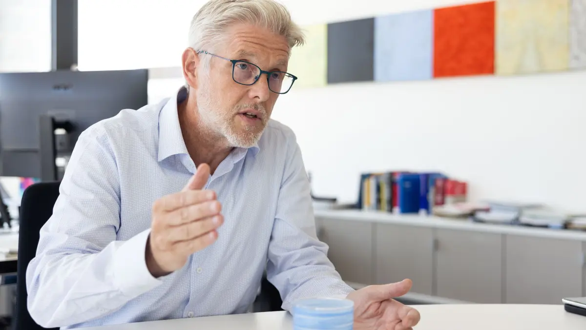 Interview Tobias Keber: Interview mit dem Landesdatenschutzbeauftragten Tobias Keber zu den Plänen von Manuel Hagel, biometrische Fernidentifikation zur Terrorabwehr einzusetzen.