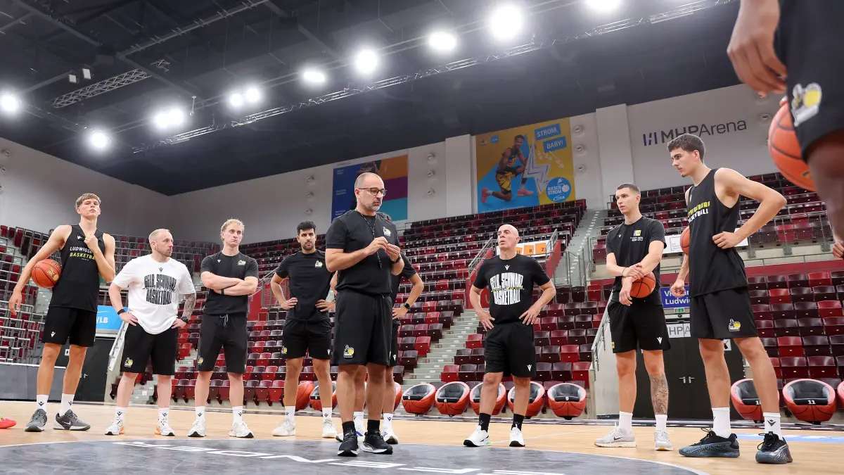 BAU // Ludwigsburg , Basketball Training MHP Riesen Ludwigsburg , Trainer Carles Duran