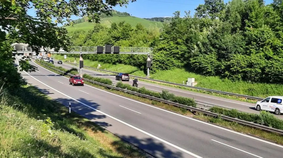 B 14 hinter dem Kappelbergtunnel