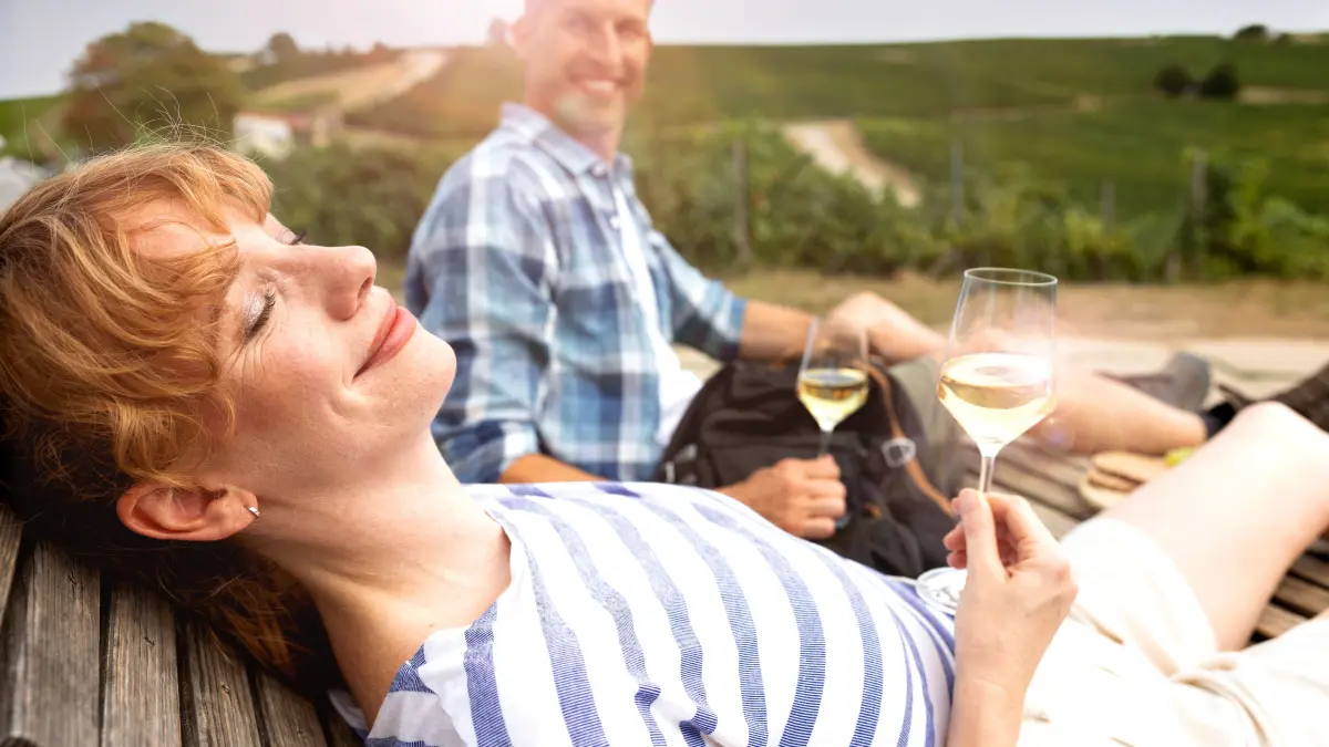 Weingenuss auf einer der Hiwweltouren in Rheinhessen.