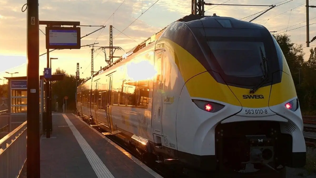 Hermann-Hesse-Bahn am Bahnhof in Renningen