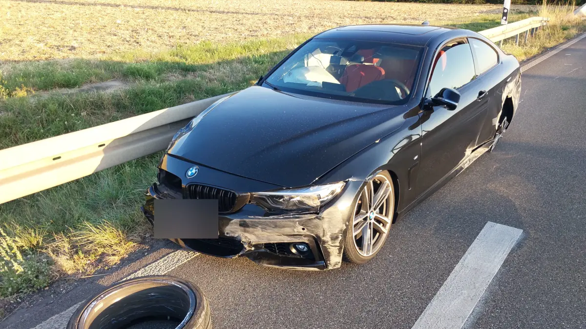 Unfall auf A81 Zuffenhausen