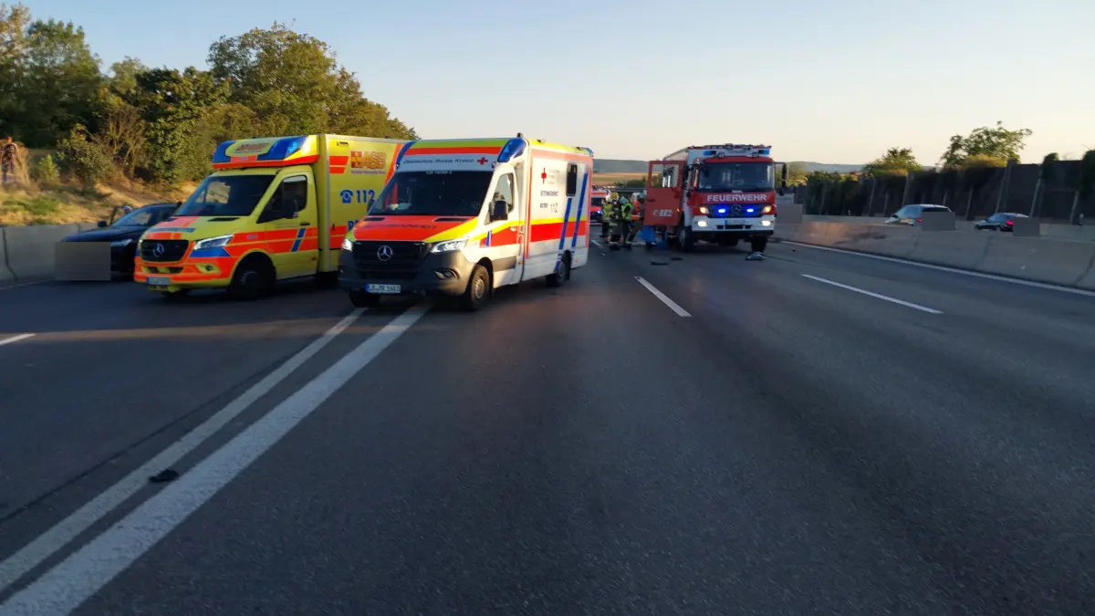 Unfall auf A81 Zuffenhausen