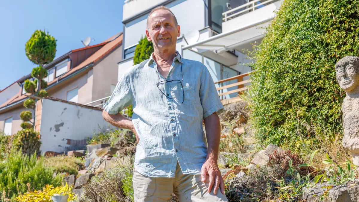 Heinz Grünvogel: Holzgerlingen, So funktioniert Aktivrente: Heinz Grünvogel 68 arbeitet eineinhalb Tage pro Woche wieder in seinem gelernten Beruf als Architekt bei der Gemeinde und unterstützt dort den zuständigen Bauamtsmitarbeiter.
