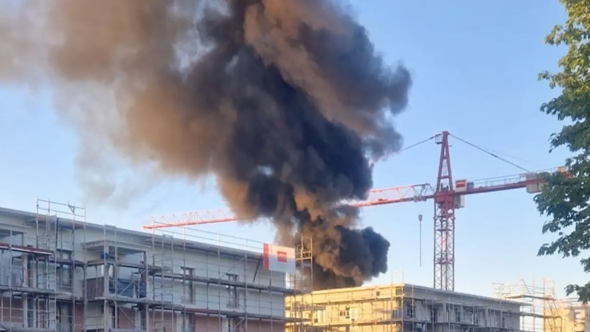 Flachdach-Brand in Stuttgart