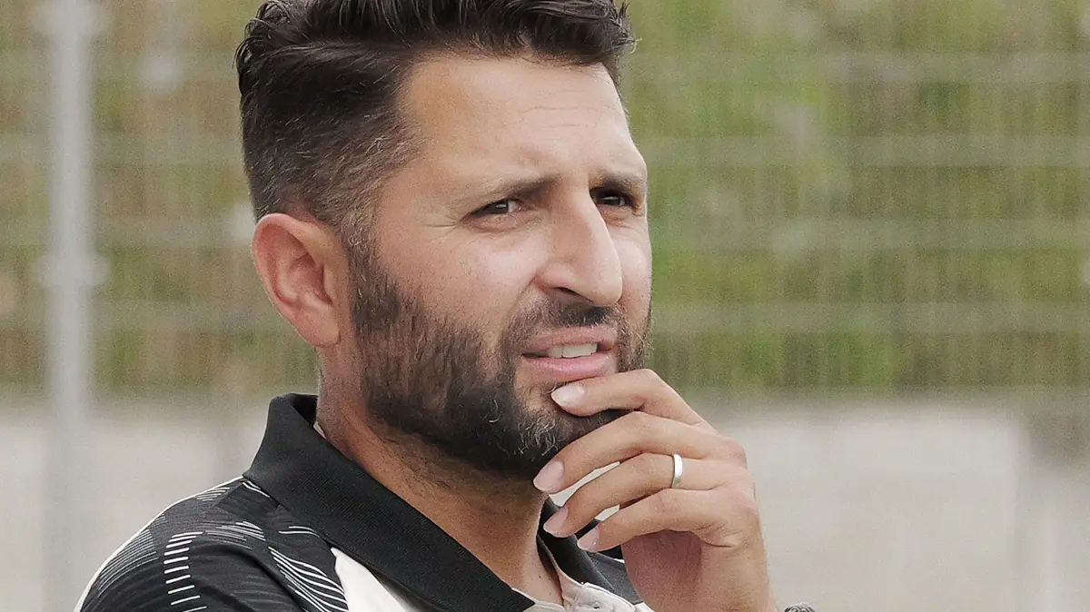 Fußball, Fussball, Verbandsliga, Calcio Leinfelden-Echterdingen - FSV Hollenbach: Fußball, Fussball, Verbandsliga, Calcio LE, Calcio Leinfelden-Echterdingen - FSV Hollenbach
Trainer (C): Adem Demir
Fotograf: Günter E. Bergmann - Photography
Aufnahmedatum: 15.08.2026