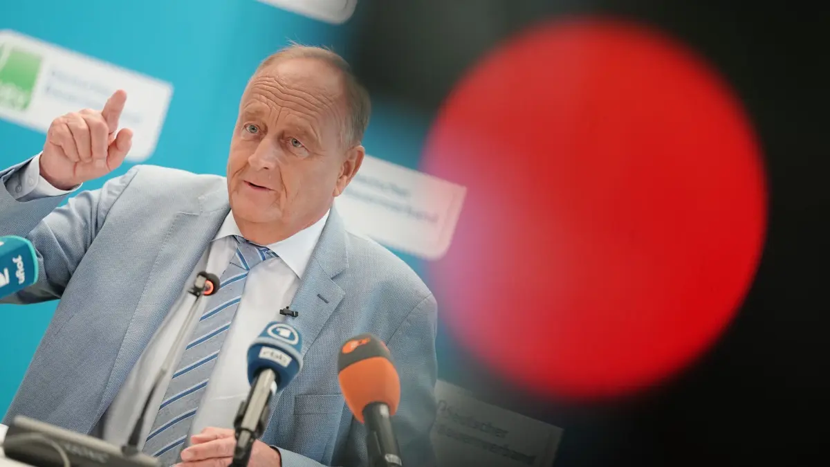 Deutscher Bauernverband zur Erntebilanz 2026: 18.08.2026, Berlin: Joachim Rukwied, Präsident des Deutschen Bauernverbandes, gibt eine Pressekonferenz zur Erntebilanz 2026. Foto: Kay Nietfeld/dpa +++ dpa-Bildfunk +++