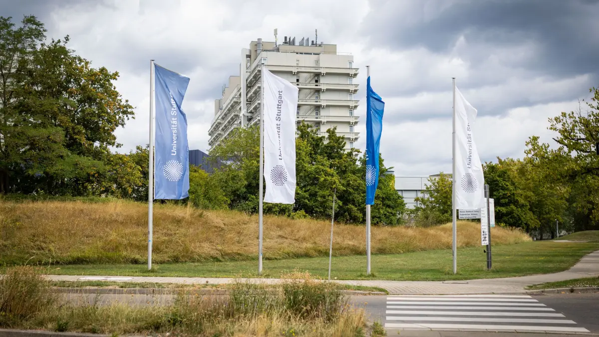 Parkplätze an Uni gebührenpflichtig: Stuttgart, Baden-Württemberg, 18.08.2026:
An der Universität Vaihingen werden Parkplätze gebührenpflichtig. Studierende in den Wohnheimen wehren sich dagegen.
Im Bild:
Notiz: No model release. Kein Einverständnis für Werbung, keine Weitergabe an Dritte.