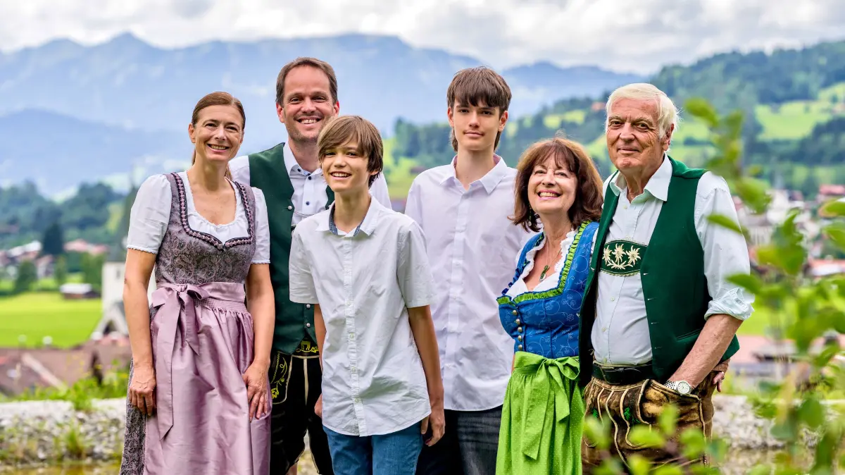 Familie Gross ist seit 4. Generationen Gastgeber - und das mit viel Herzblut und Freude.