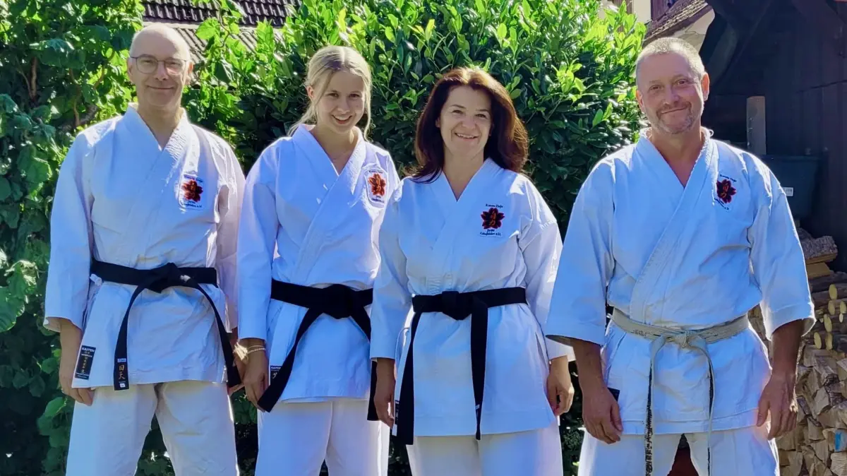 von links Michael Heitmeier, Leah Swierczinski, Claudia Kahlert, Heiko Zimmermann vom Karate-Dojo Jiriki Gäufelden