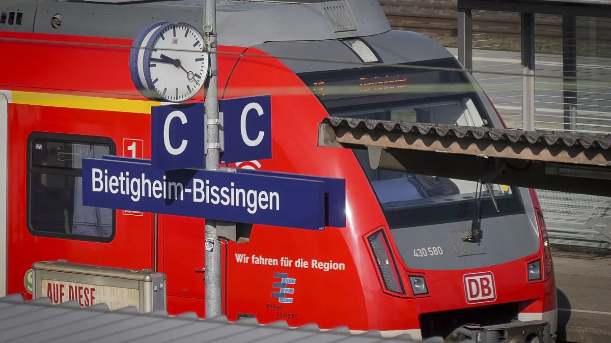 Bietigheim Bissingen - Symbolbilder Bahnhof , S-Bahn SBahn , ÖPNV , Bahn , Unterführing , Sicherheit , Kriminalität
