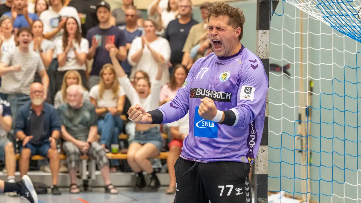 L Sportlicher Höhepunkt Handball-Drittligist SV Kornwestheim empfängt DHB-Pokal Rhein Neckar Löwen, 77Jan Tinti, Foto: Andreas Essig