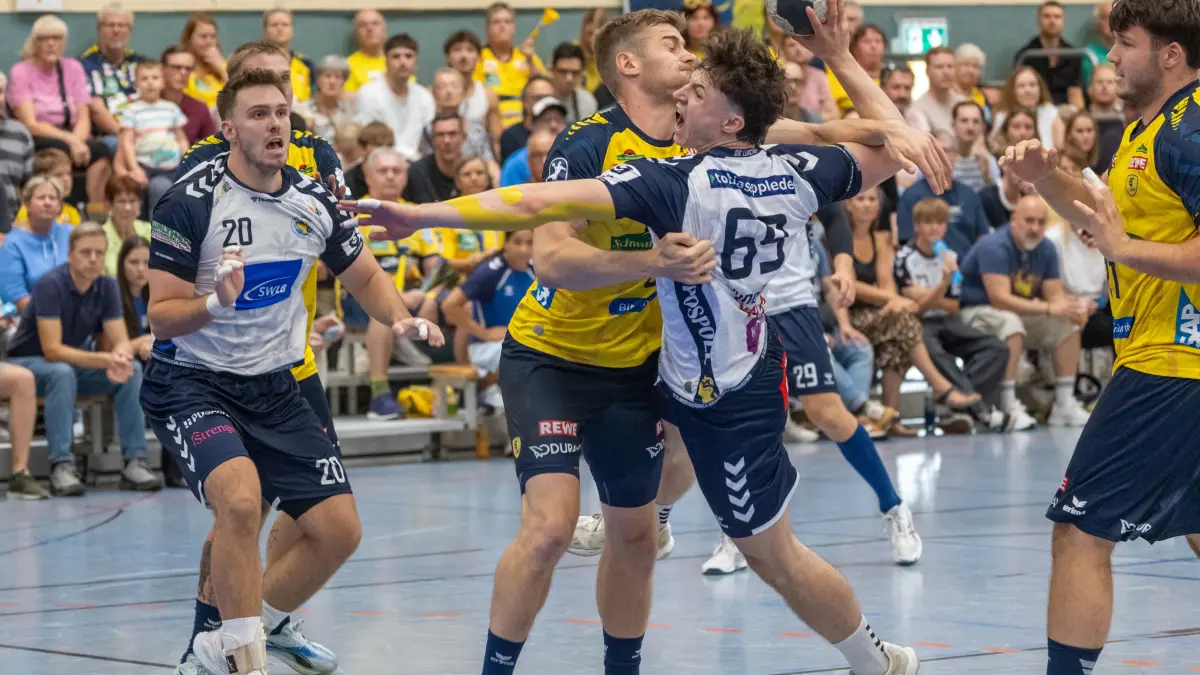 L Sportlicher Höhepunkt Handball-Drittligist SV Kornwestheim empfängt DHB-Pokal Rhein Neckar Löwen, 69Finn Joneleit,Foto: Andreas Essig
