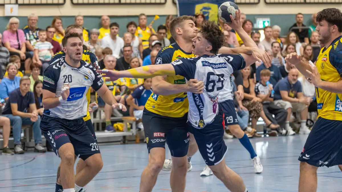 L Sportlicher Höhepunkt Handball-Drittligist SV Kornwestheim empfängt DHB-Pokal Rhein Neckar Löwen, 69Finn Joneleit,Foto: Andreas Essig