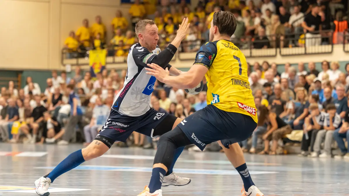 L Sportlicher Höhepunkt Handball-Drittligist SV Kornwestheim empfängt DHB-Pokal Rhein Neckar Löwen, L Sportlicher Höhepunkt Handball-Drittligist SV Kornwestheim empfängt DHB-Pokal Rhein Neckar Löwen, 29Jan Döll, Foto: Andreas Essig, Foto: Andreas Essig
